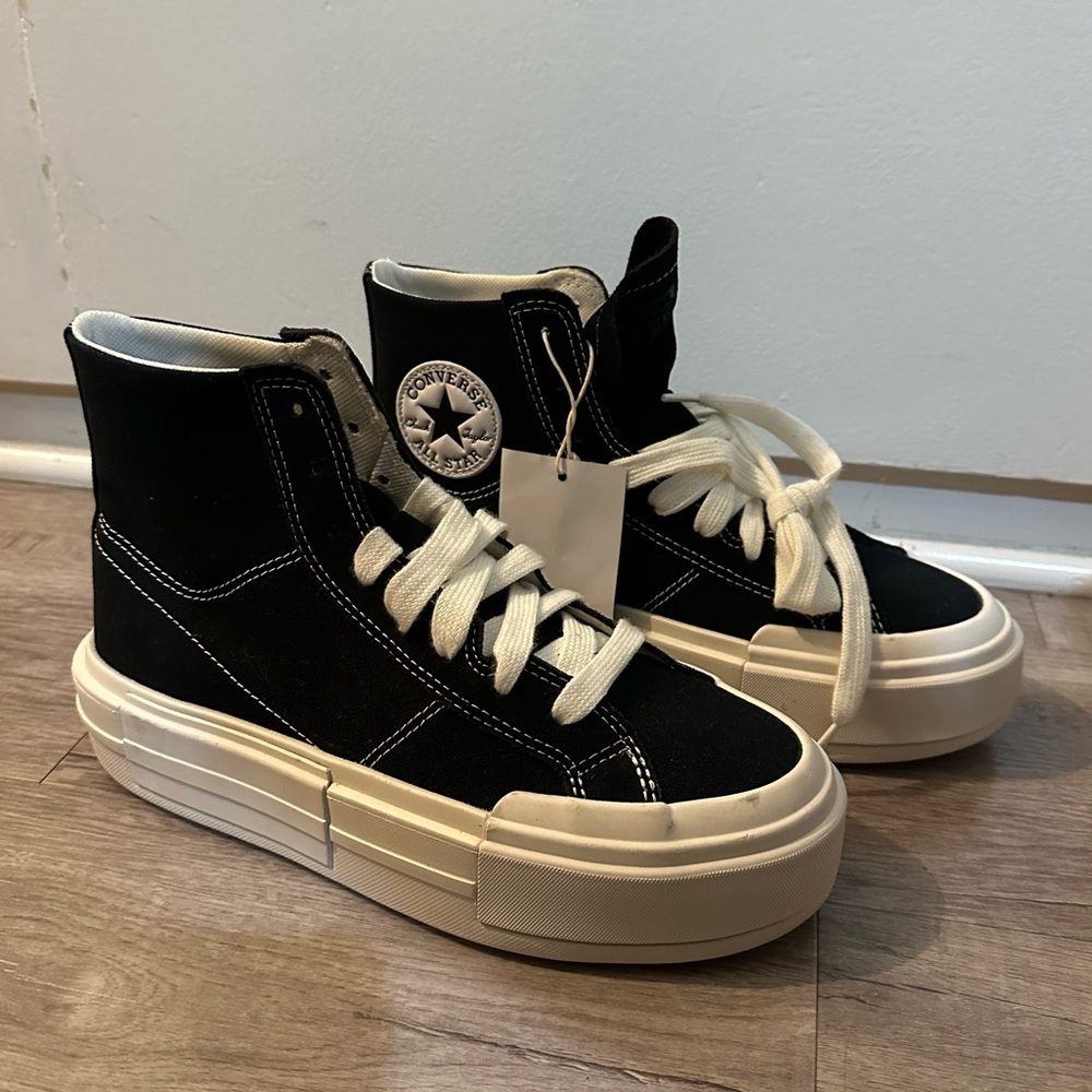 NWT Converse Black Cruise High Top Sneakers